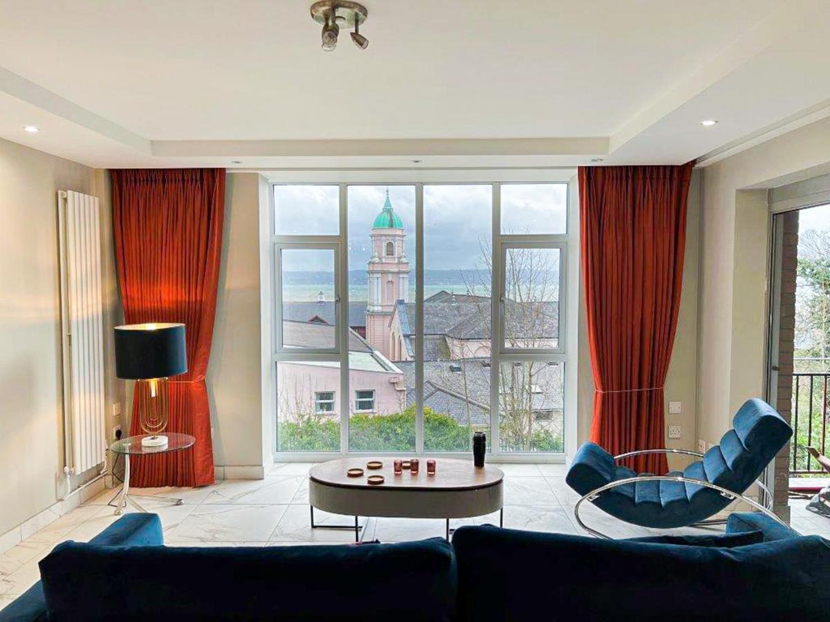 Modern Luxurious Apartment W/ Patio Balcony & View Jordanstown Eksteriør billede